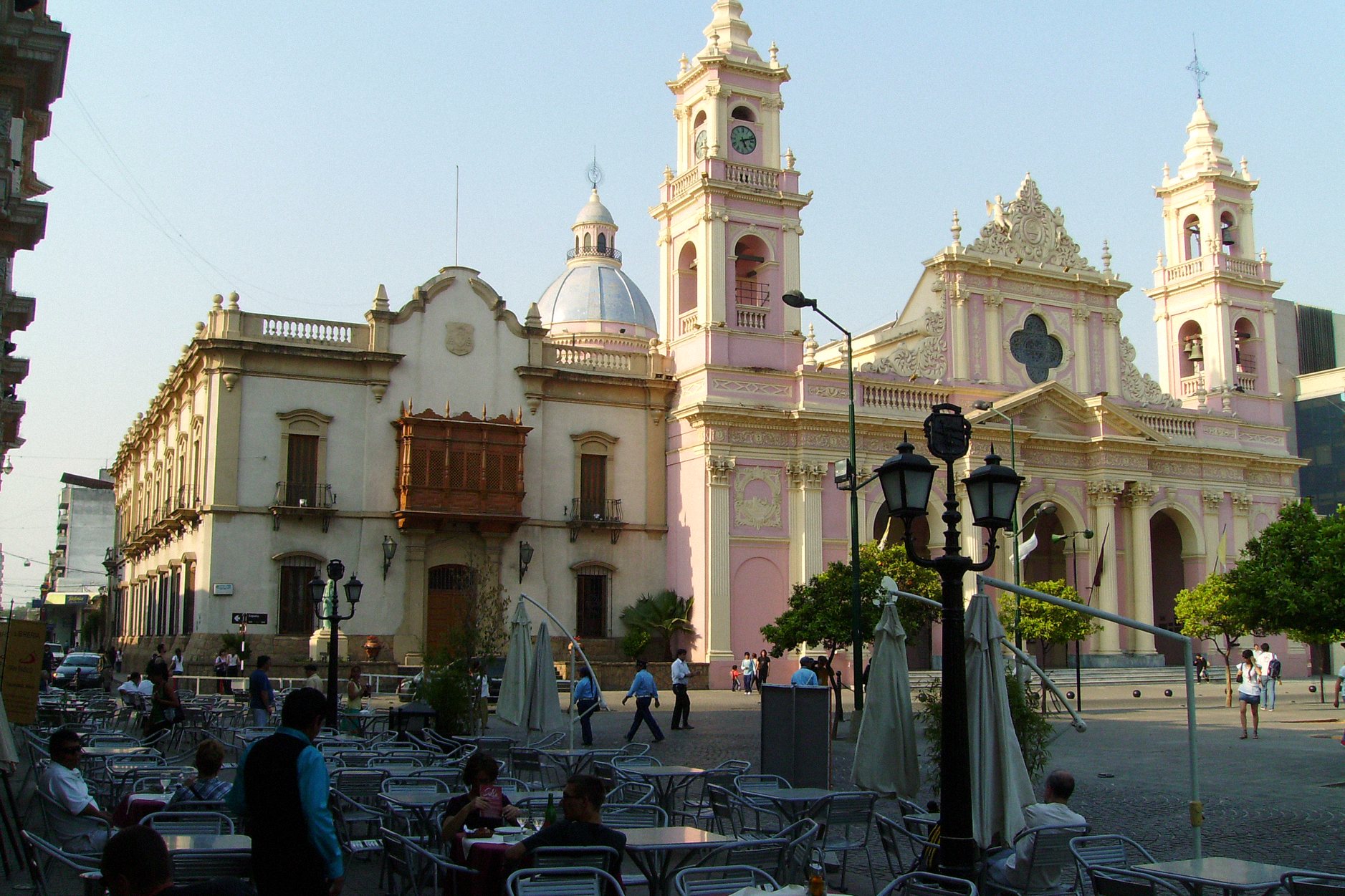 Catedral de Salta e a praça 9 de Julho