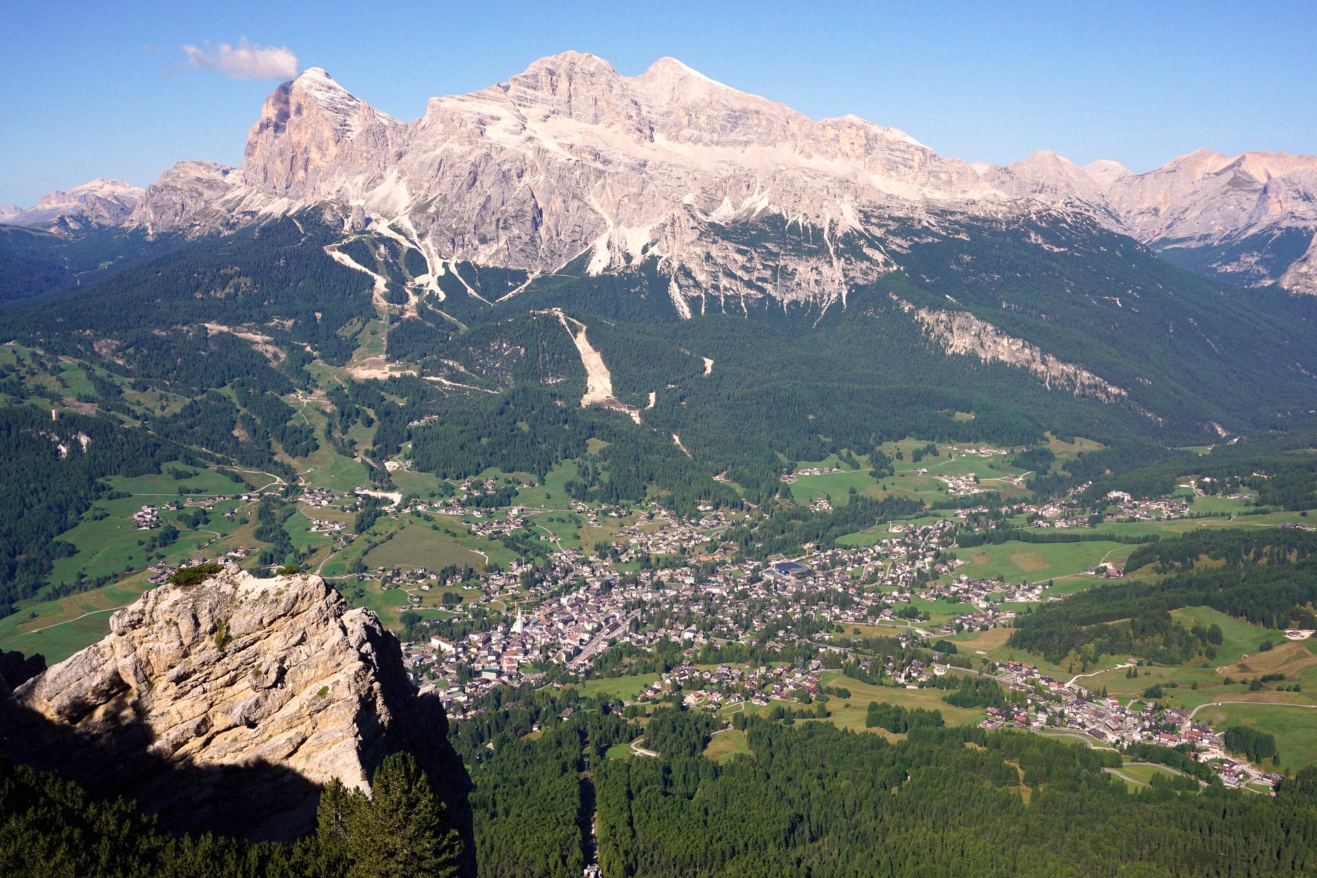 Dolomitas sobre Cortina d'Ampezzo