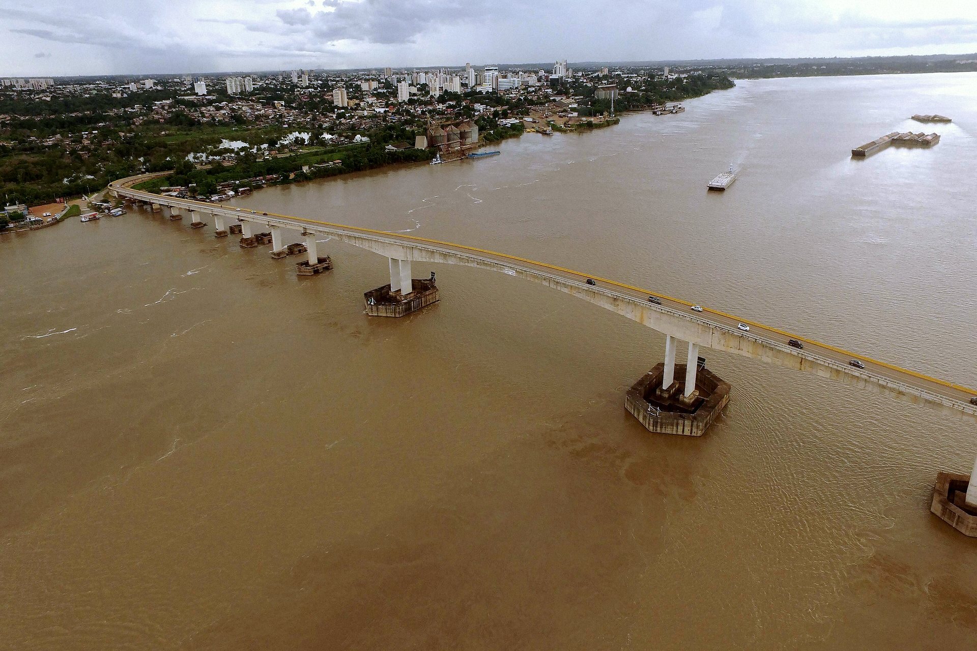 Ponte sobre o Rio Madeira em Porto Velho, vista do alto